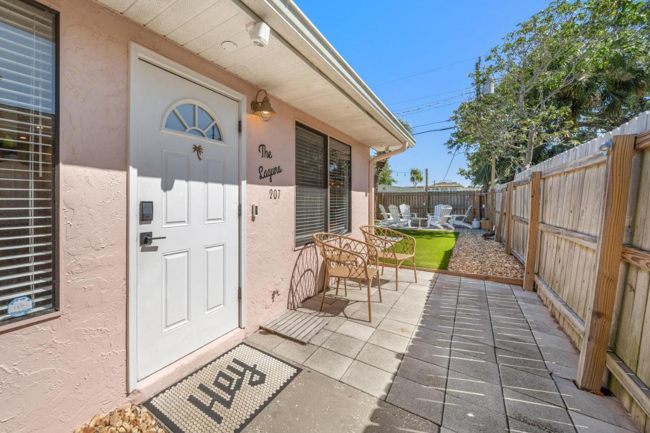 Luxury Villa 3 Blocks From The Beach With A Pool, Fire Pit And Outdoor Oasis Cape Canaveral Exterior photo